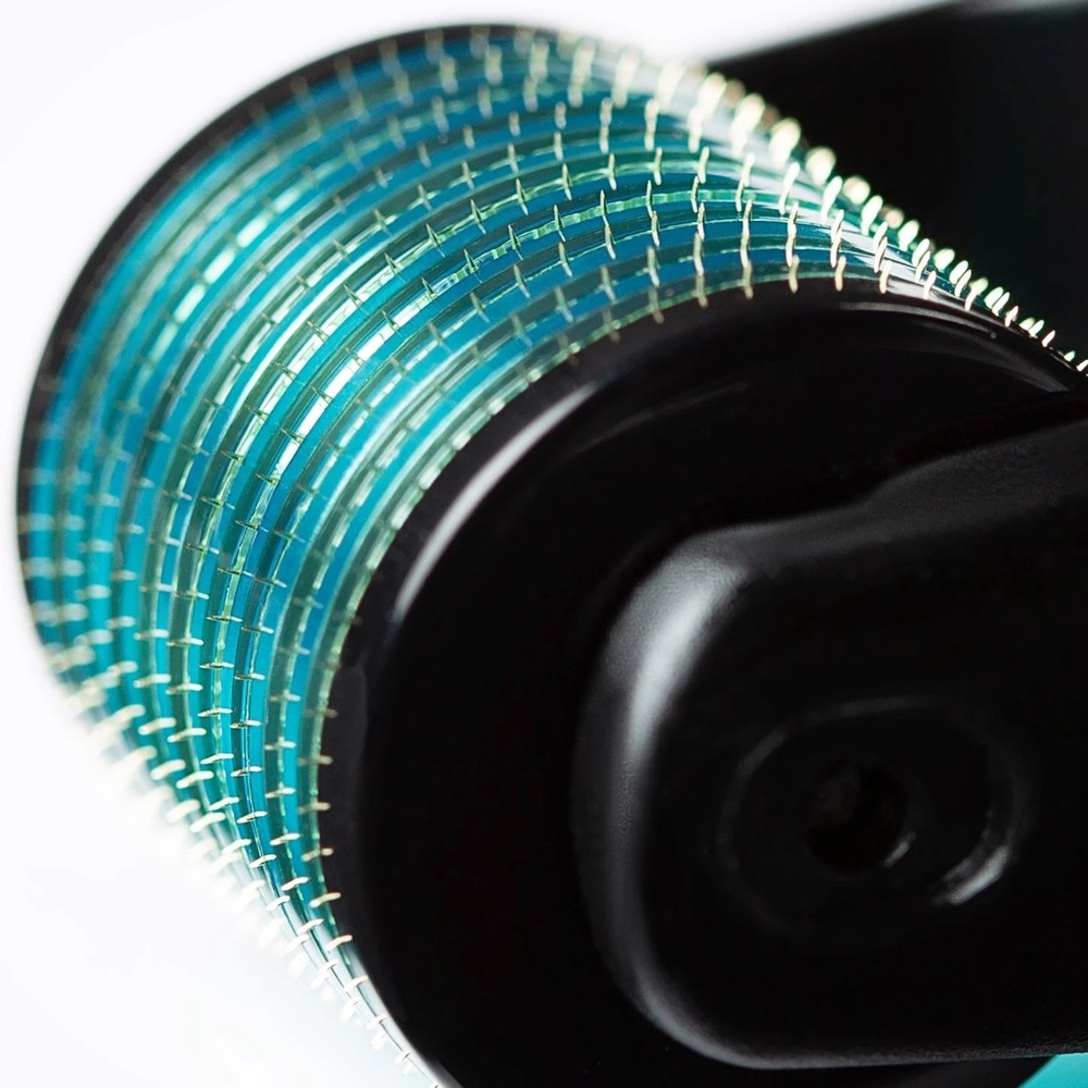 🆕 Derma Face Micro Needle Roller System